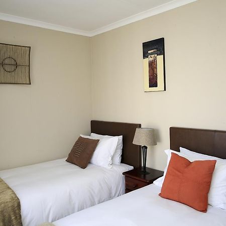 African Eagle Apartments Witfield Екстер'єр фото