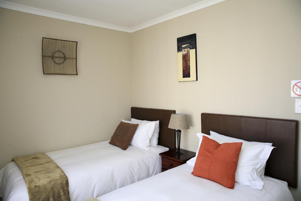 African Eagle Apartments Witfield Екстер'єр фото
