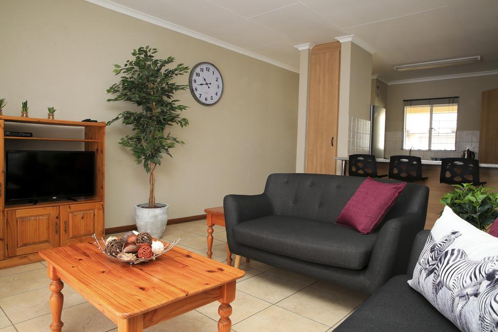 African Eagle Apartments Witfield Екстер'єр фото